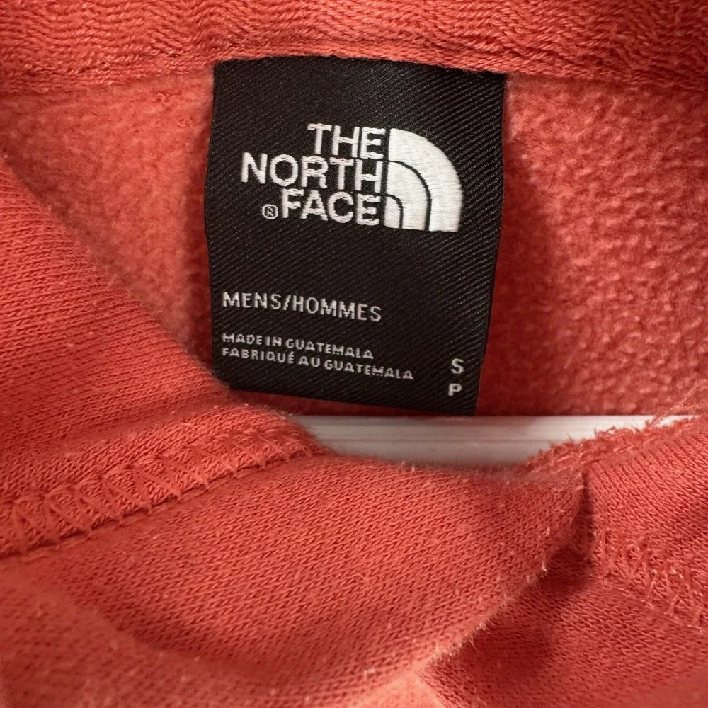 The North Face Sweatshirt Mens Small Pink Hoodie Fleece‎ Sweatshirt Center Logo